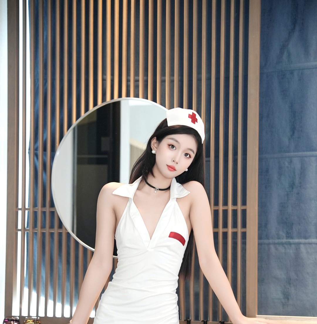 [女神模特]江念鱼秀人内部私购无水印写真合集4套3.8GB含图集+视频打包下载
